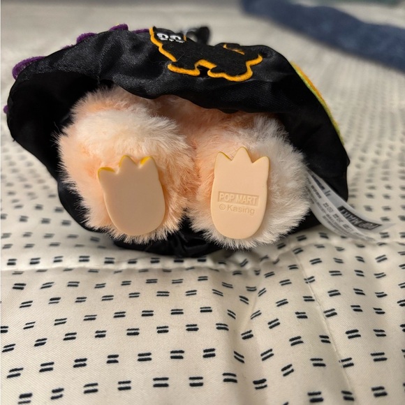 : : POPMART “Custom” Halloween Happiness Labubu : : - Picture 8 of 13